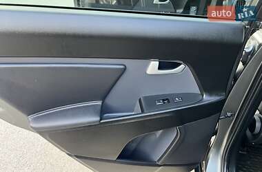 Внедорожник / Кроссовер Kia Sportage 2011 в 