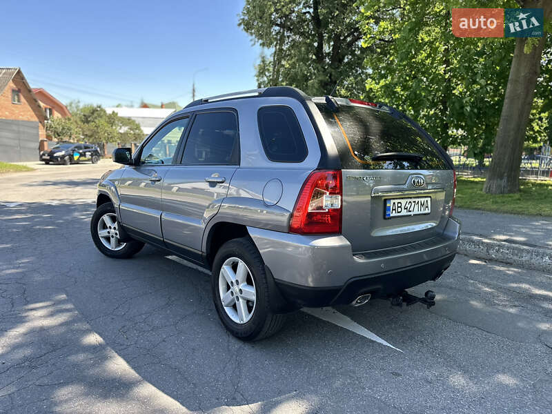 Позашляховик / Кросовер Kia Sportage 2009 в Вінниці
