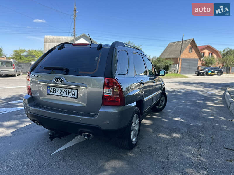 Позашляховик / Кросовер Kia Sportage 2009 в Вінниці