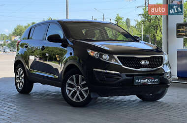 Позашляховик / Кросовер Kia Sportage 2015 в Миколаєві