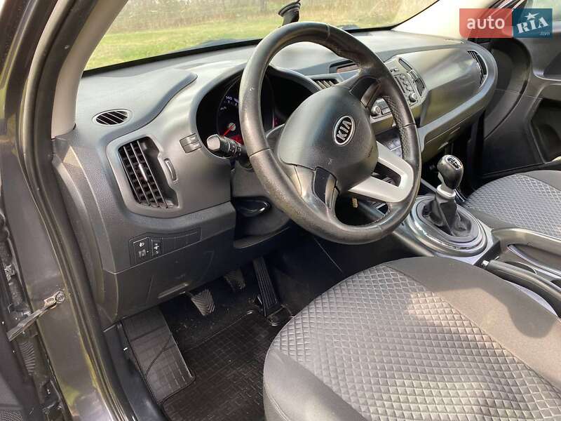 Внедорожник / Кроссовер Kia Sportage 2012 в Гвоздеце