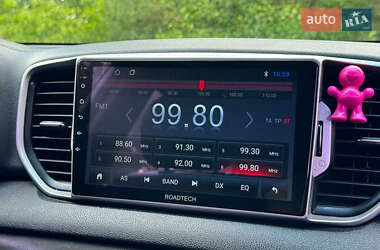 Позашляховик / Кросовер Kia Sportage 2015 в 