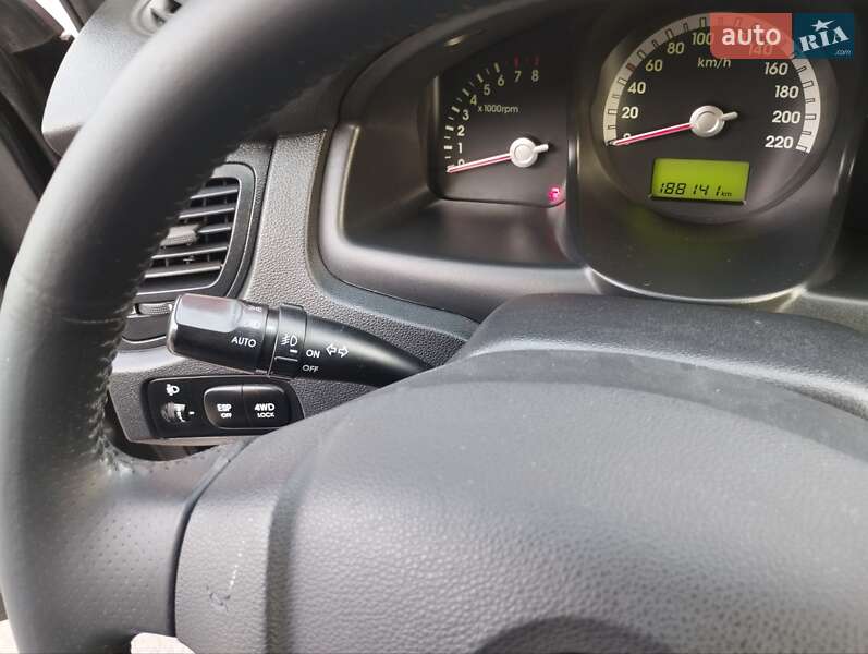 Внедорожник / Кроссовер Kia Sportage 2008 в Харькове