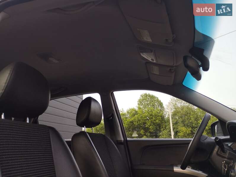 Внедорожник / Кроссовер Kia Sportage 2008 в Харькове