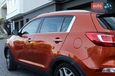 Внедорожник / Кроссовер Kia Sportage 2011 в 
