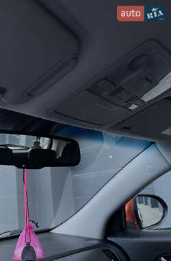 Внедорожник / Кроссовер Kia Sportage 2011 в 