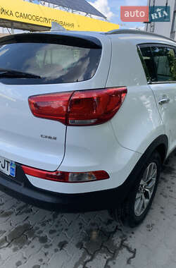 Внедорожник / Кроссовер Kia Sportage 2014 в 