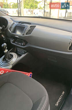 Внедорожник / Кроссовер Kia Sportage 2014 в 