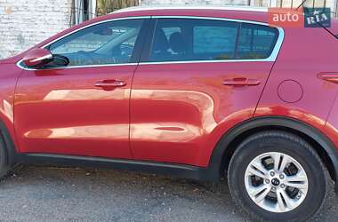 Позашляховик / Кросовер Kia Sportage 2016 в Кропивницькому