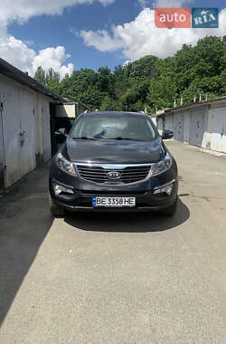 Внедорожник / Кроссовер Kia Sportage 2012 в 