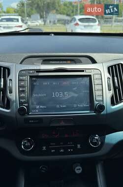 Внедорожник / Кроссовер Kia Sportage 2014 в 