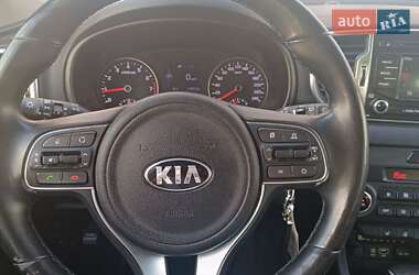Позашляховик / Кросовер Kia Sportage 2017 в 