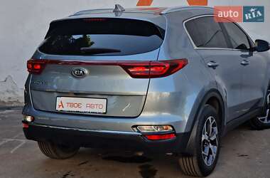 Позашляховик / Кросовер Kia Sportage 2021 в 