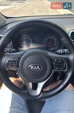 Внедорожник / Кроссовер Kia Sportage 2017 в 