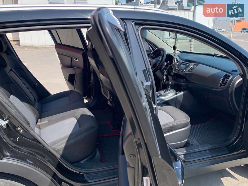 Внедорожник / Кроссовер Kia Sportage 2014 в Киеве