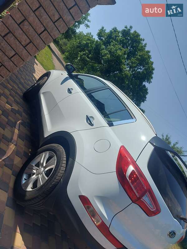 Позашляховик / Кросовер Kia Sportage 2012 в Смілі