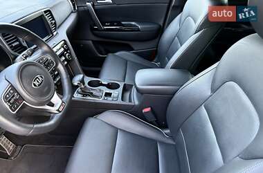 Внедорожник / Кроссовер Kia Sportage 2017 в 