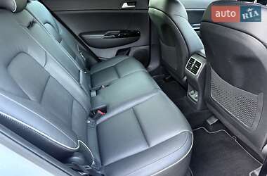Внедорожник / Кроссовер Kia Sportage 2017 в 