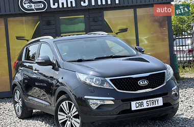Внедорожник / Кроссовер Kia Sportage 2015 в 