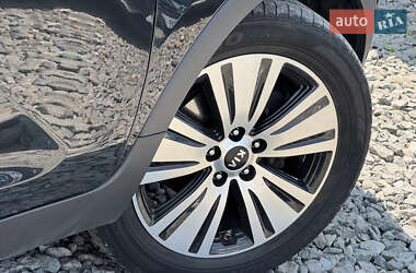 Внедорожник / Кроссовер Kia Sportage 2015 в 