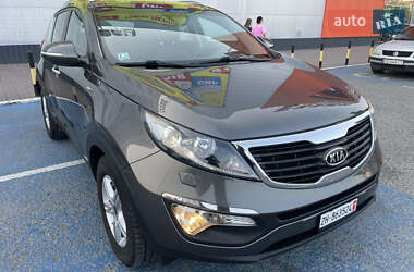 Позашляховик / Кросовер Kia Sportage 2013 в Чернівцях