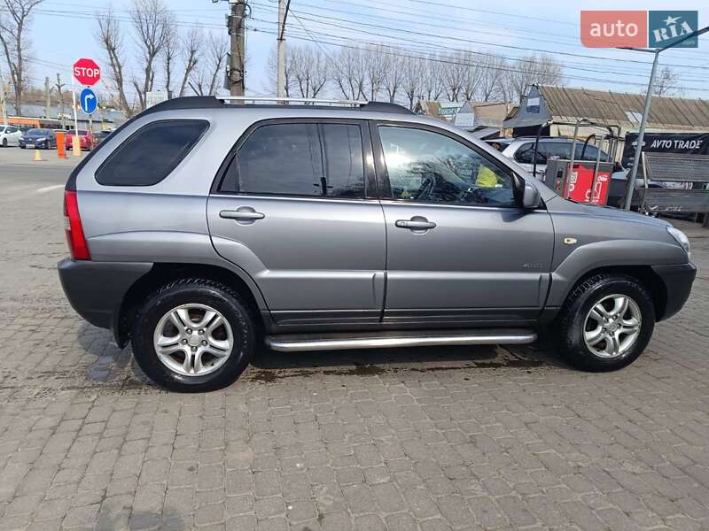 Позашляховик / Кросовер Kia Sportage 2006 в Хмельницькому