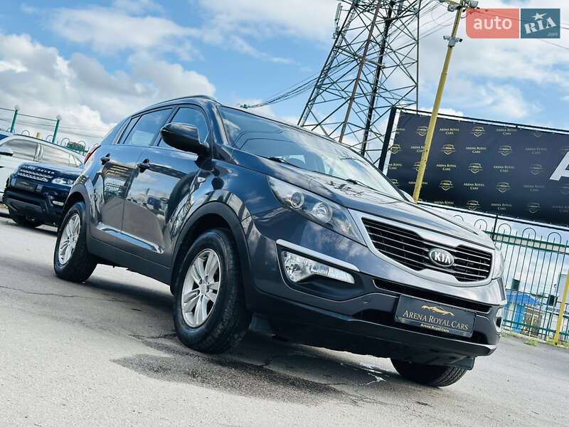 Позашляховик / Кросовер Kia Sportage 2013 в Харкові