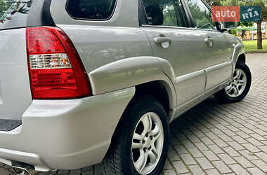 Позашляховик / Кросовер Kia Sportage 2007 в 