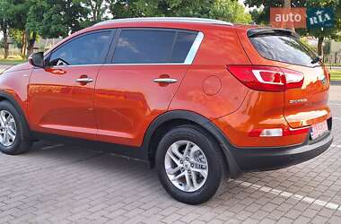 Внедорожник / Кроссовер Kia Sportage 2013 в 