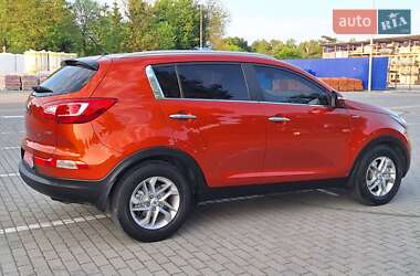 Внедорожник / Кроссовер Kia Sportage 2013 в 