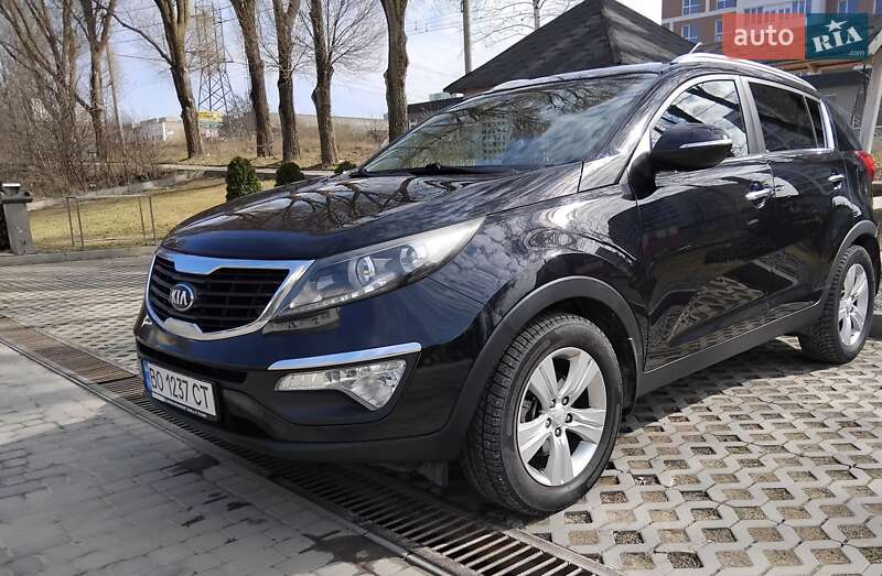 Внедорожник / Кроссовер Kia Sportage 2013 в Тернополе