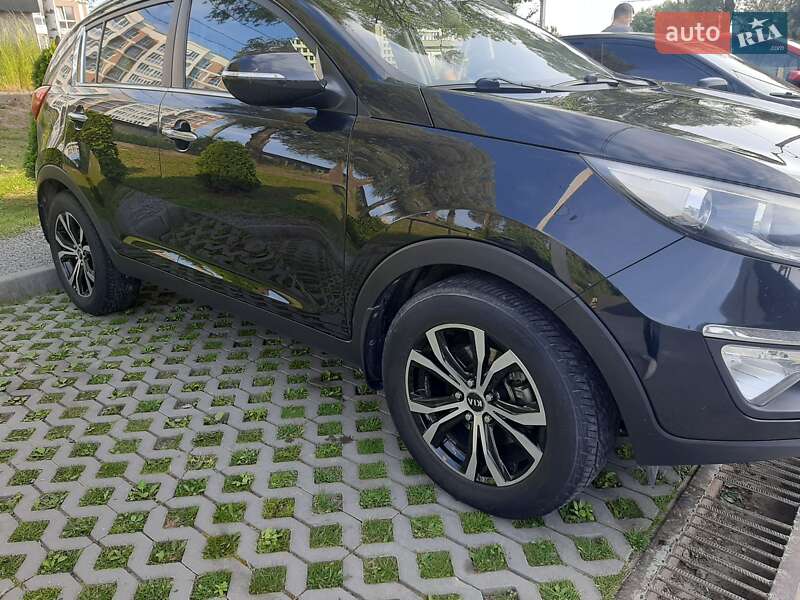 Внедорожник / Кроссовер Kia Sportage 2013 в Тернополе