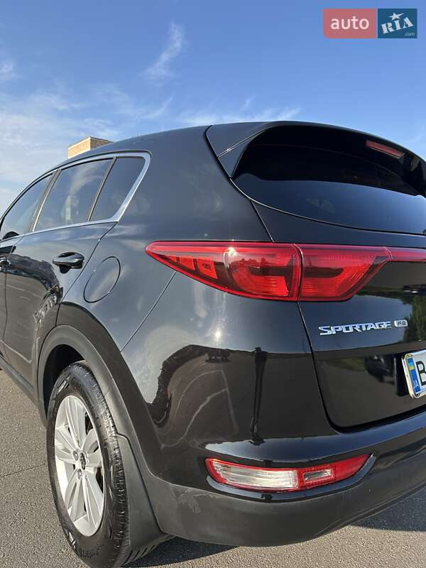 Внедорожник / Кроссовер Kia Sportage 2017 в Кропивницком