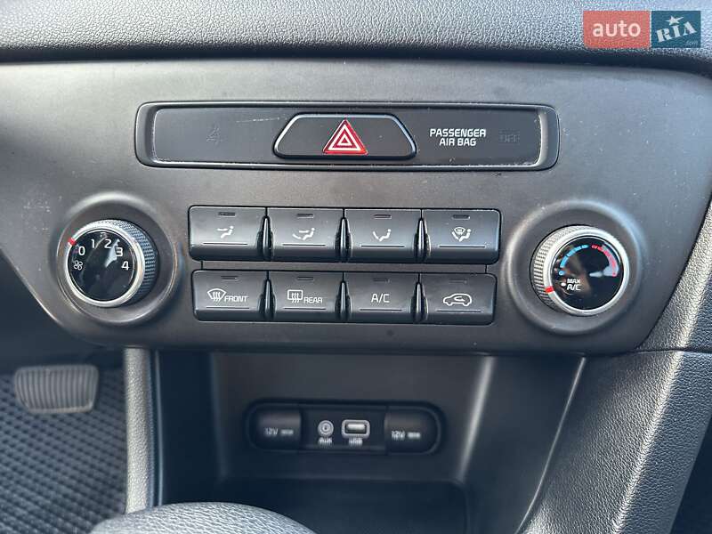 Внедорожник / Кроссовер Kia Sportage 2017 в Кропивницком