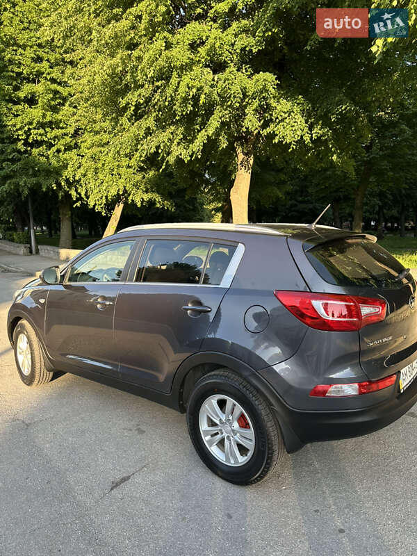 Внедорожник / Кроссовер Kia Sportage 2013 в Житомире