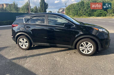 Внедорожник / Кроссовер Kia Sportage 2016 в Киеве