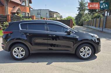 Внедорожник / Кроссовер Kia Sportage 2016 в Киеве
