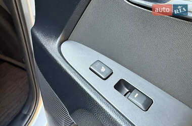 Внедорожник / Кроссовер Kia Sportage 2013 в 