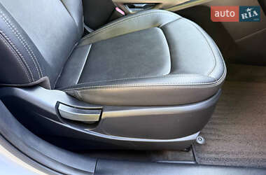 Внедорожник / Кроссовер Kia Sportage 2013 в 