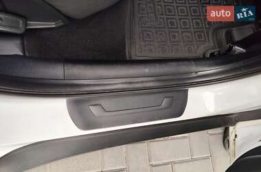 Позашляховик / Кросовер Kia Sportage 2019 в 