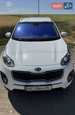 Внедорожник / Кроссовер Kia Sportage 2016 в Городковке