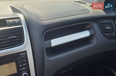 Позашляховик / Кросовер Kia Sportage 2009 в 