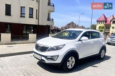 Внедорожник / Кроссовер Kia Sportage 2011 в Черновцах