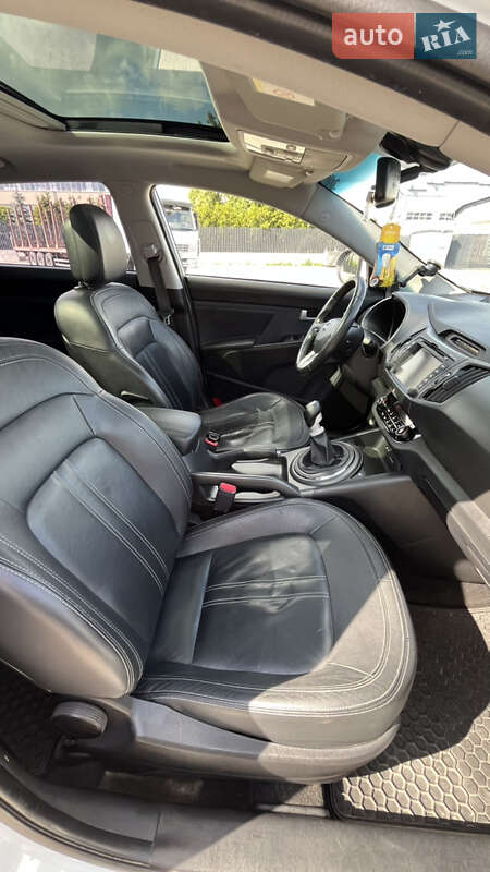 Внедорожник / Кроссовер Kia Sportage 2012 в Луцке