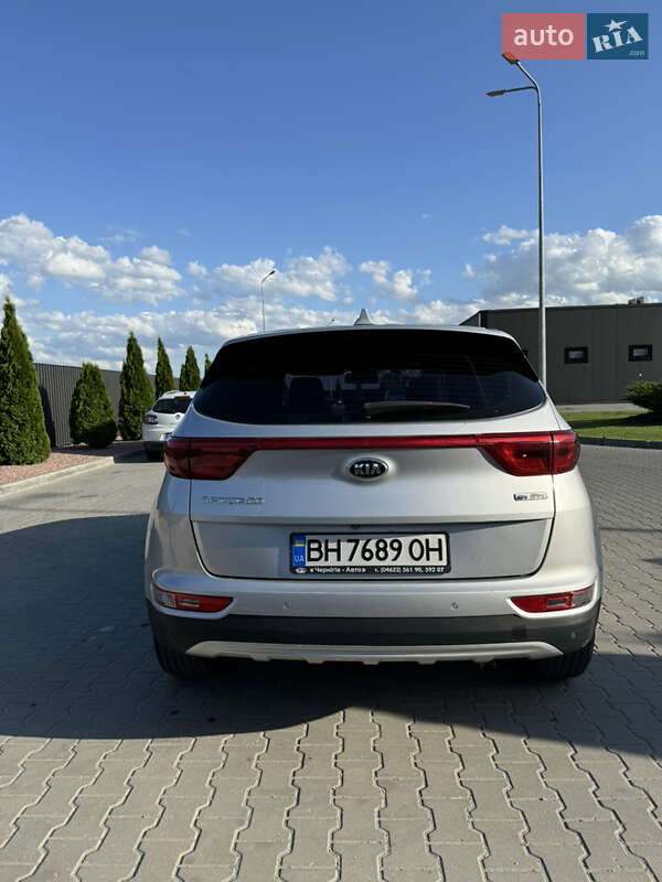 Внедорожник / Кроссовер Kia Sportage 2016 в Тернополе