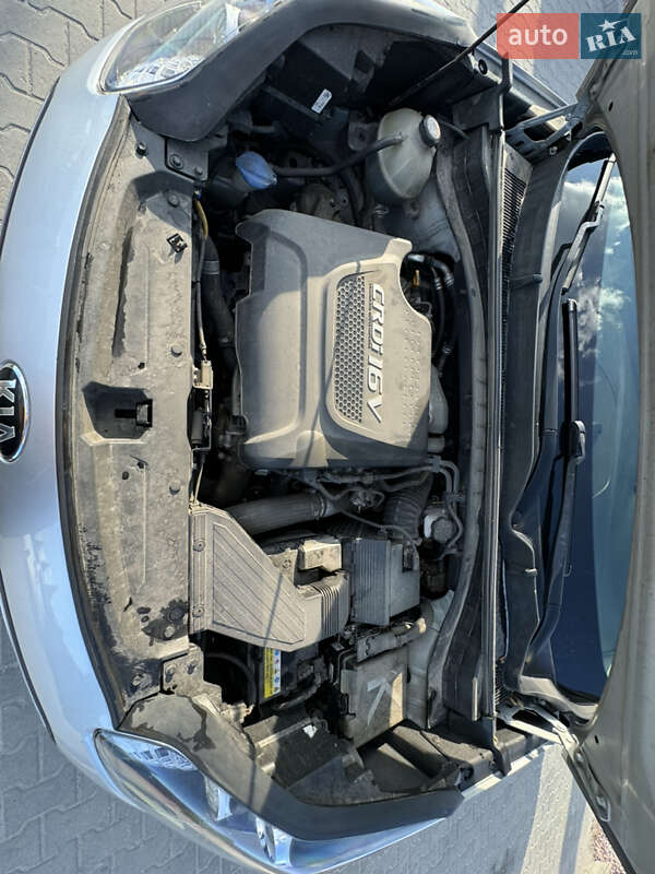 Внедорожник / Кроссовер Kia Sportage 2016 в Тернополе