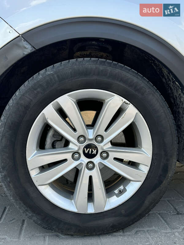 Внедорожник / Кроссовер Kia Sportage 2016 в Тернополе