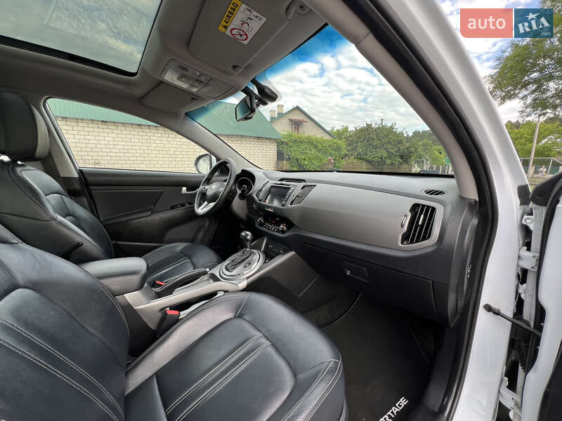 Позашляховик / Кросовер Kia Sportage 2015 в Бродах