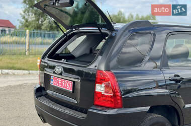Позашляховик / Кросовер Kia Sportage 2010 в 