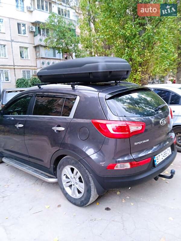 Позашляховик / Кросовер Kia Sportage 2011 в Миколаєві